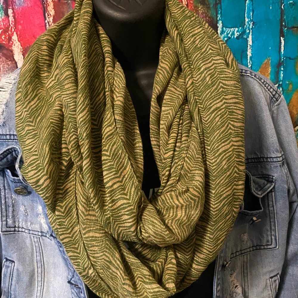 Charming Charlie Green and Tan Infinity Scarf Like New